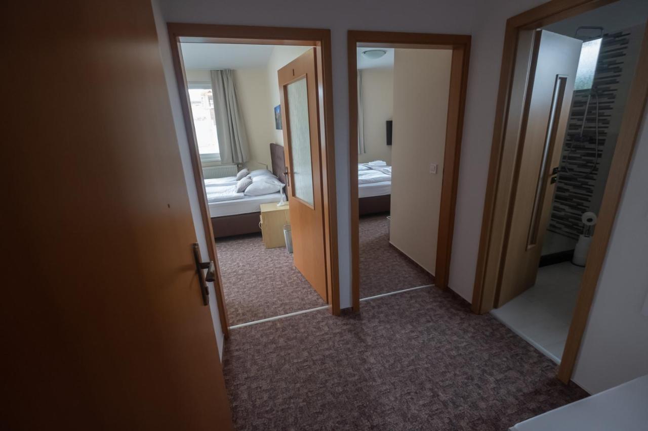 Penzion Rysy Vel'ka Lomnica Esterno foto