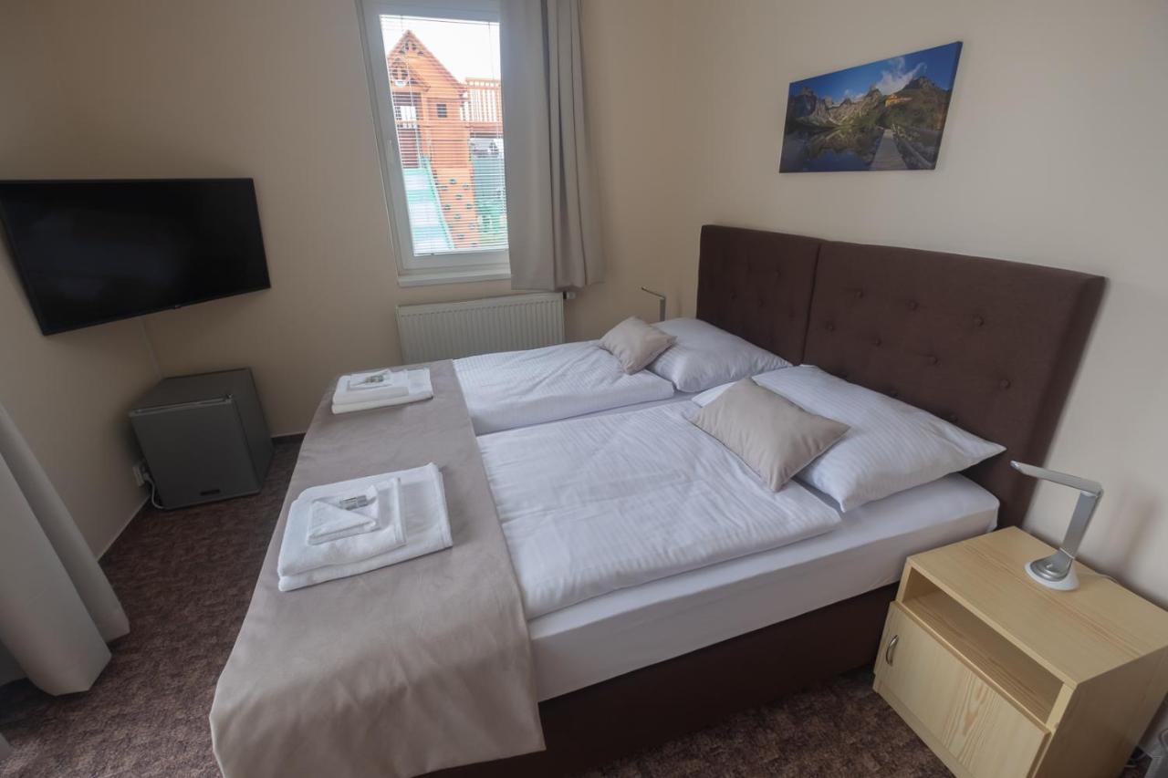 Penzion Rysy Vel'ka Lomnica Esterno foto